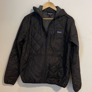 Men’s Patagonia hooded puffer